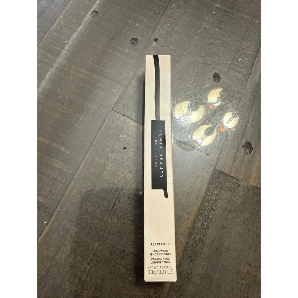 Fenty Beauty Flypencil Longwear Pencil Eyeliner Cuz‎ I'm Black Matte 0.3g NIB